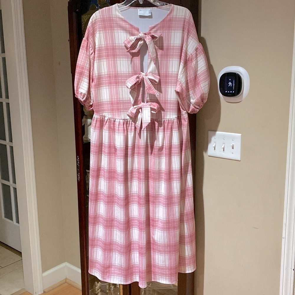 ASOS DESIGN Pink  Plaid Curve Puff Sleeve Tie Front Maxi Dress Size 14 - Picture 5 of 11